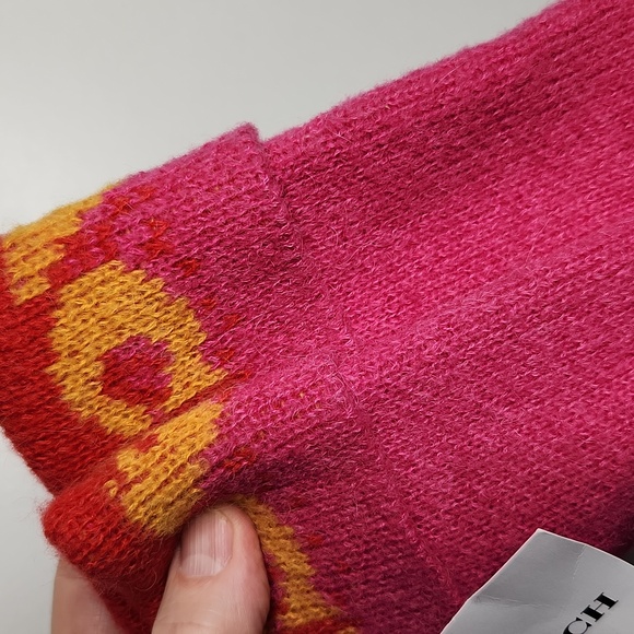 NWT 🧤 Coach Hot pink/yellow mittens 💗 - Picture 2 of 2